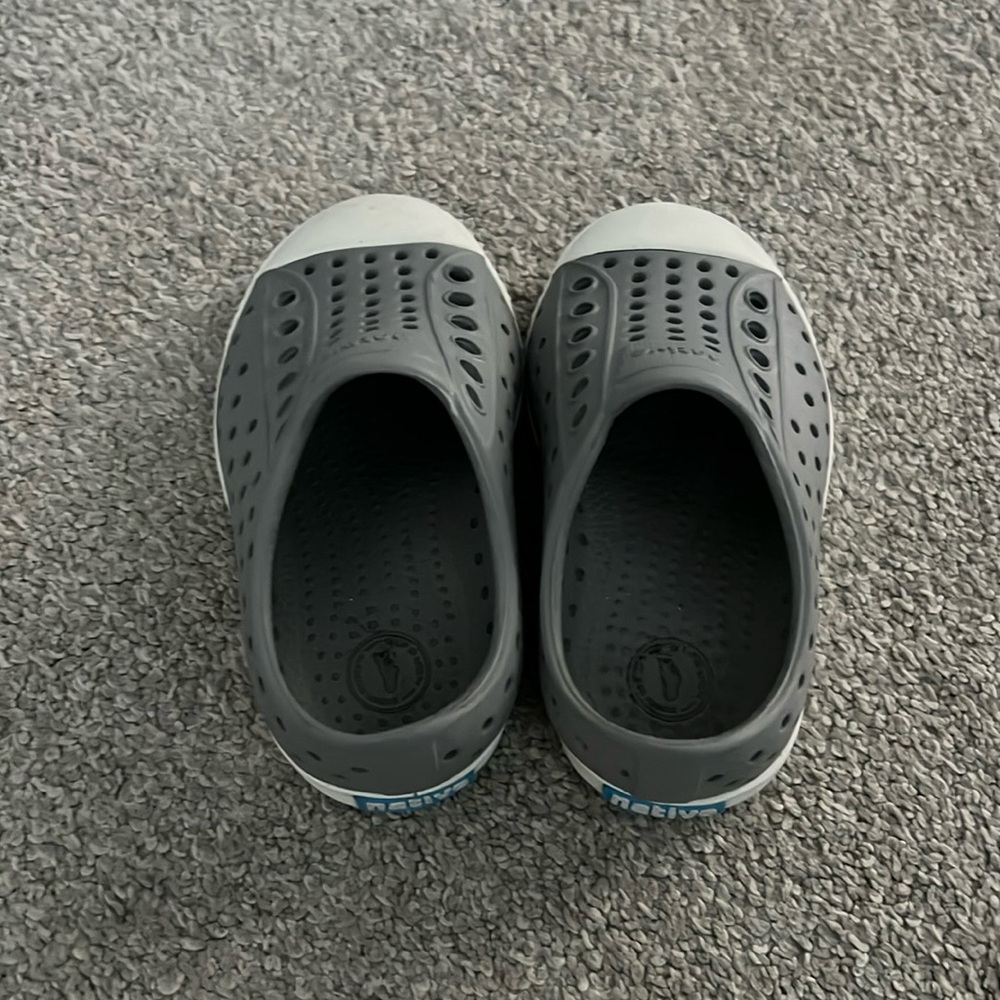 Toddler native shoes. Size 6. Used but in good condition.